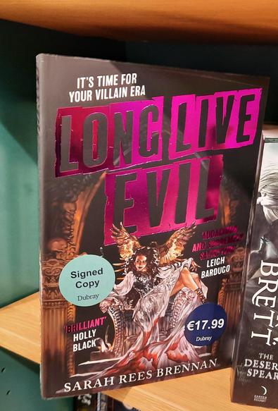 Long Live Evil by Sarah Rees Brennan