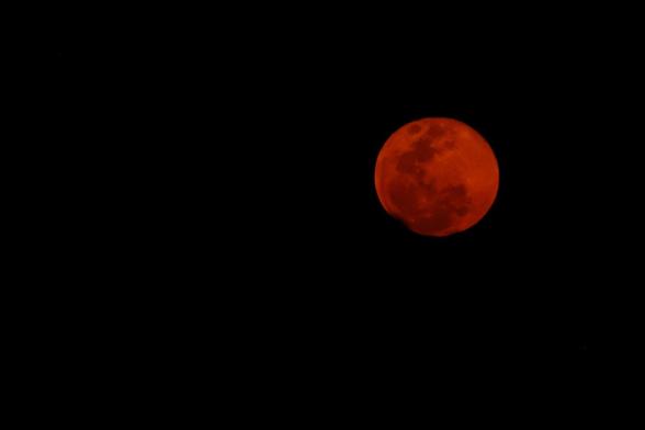 Super moon redmoon