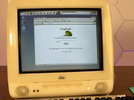 iMac G3 running old kde desktop and frogfind open in konquerer web browser