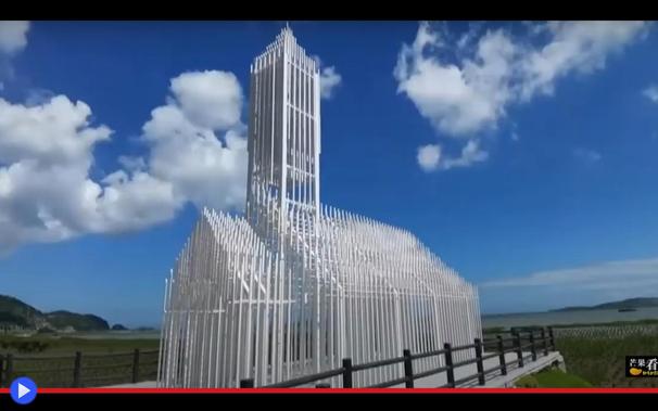 Foto prospettica di chiesa insolita con campanile che si staglia contro il cielo, costituita da una serie di travi metalliche imperniate tra loro. La luce filtra attraverso gli spazi vuoti della sua struttura.