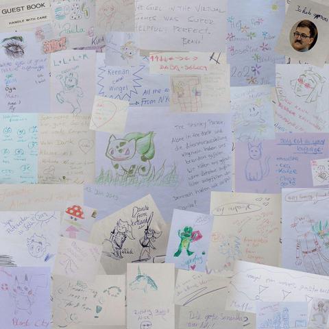 a collage of impressions, notes, writings and drawings from the Computerspielemuseum guestbook.