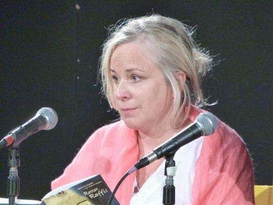 Bettina Kupfer auf dem Erlanger Poetenfest 2012