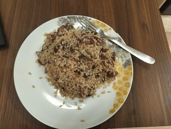 Stir fry rice with mushrooms and red onions. Rice is Mevalia rice