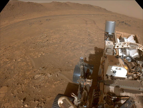 One of the navigation cameras aboard NASA’s Perseverance Mars rover captured this view looking back at the “Bright Angel” area on July 30, the 1,224th Martian day, or sol, of the mission.
Credit: NASA/JPL-Caltech