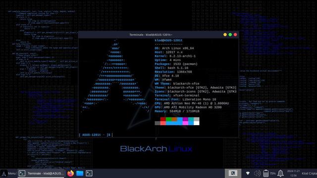 Desktop di BlackArch Linux con Xterm aperto che visualizza il risultato del comando neofetch