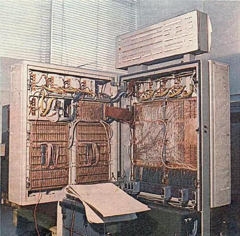 Odra 1305 jednostka centralna.

"Odra 1305 – Polish third-generation computer of the Odra series, mass-produced since 1973 at Zakłady Elektroniczne Elwro in Wrocław; the prototype computer was created in 1971.

The computer's architecture was modeled on the ICT 1900 computer from 1964; ODRA 1305 allowed the use of standard ICL software, including the GEORGE 3 operating system, compilers and existing programs."

Orgin: https://commons.wikimedia.org/wiki/File:Odra_1305_jednostka_centralna.jpg