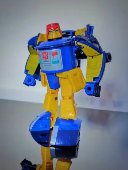 Pathfinder in her blue and yellow variant of Transformer, Cosmos. This is the recent TF Generations release.