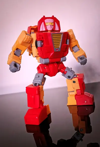 Smallfoot in her red and orange variant of Transformer Gears. This is the recent TF Generations release.