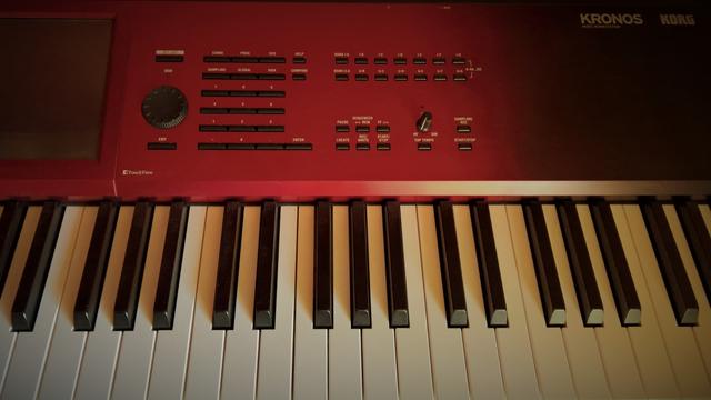 #KorgKronos: #SpecialEdition 

The #KeyWeighting is #Sublime and the #SpecialEdition has an #Exclusive #ItalianGrandPiano #Soundscape that is #TrulyWondrous...
