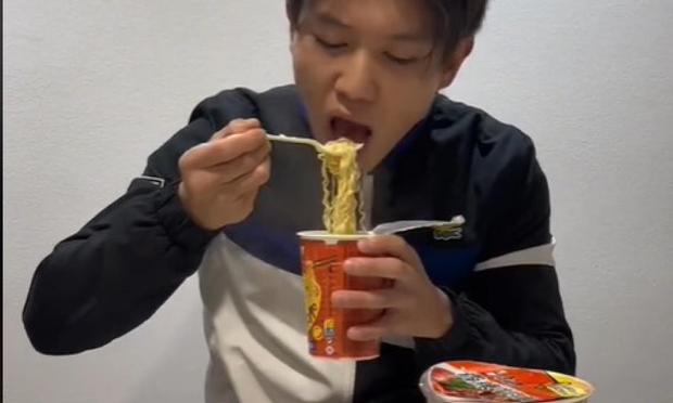 Fragmento del vídeo de @wangouqiu (@wangouqiu)