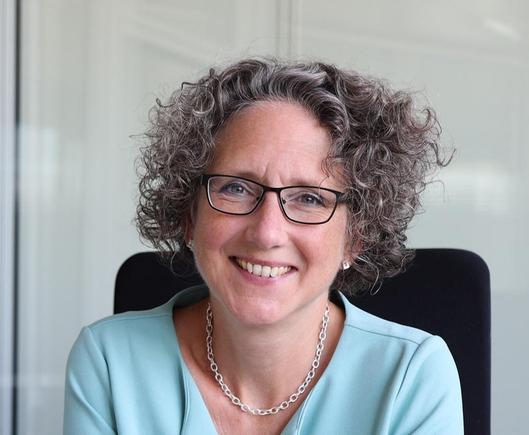 Meyer-Galow-Preis für Wirtschaftschemie 2024 geht an Ruth Bieringer – Innovationen für die Betriebssicherheit moderner Lithium-Ionen-Batterien