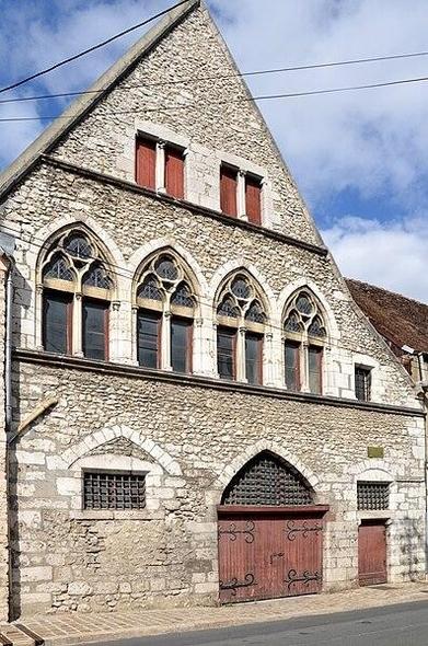 Hôtel Vauluisant à #Provins (#SeineEtMarne) Construction XIIIe siècle. Hôtel Vauluisant : classement par arrêté du 6 mars 1918.
Suite 👉 https://monumentum.fr/monument-historique/pa00087215/provins-hotel-vauluisant
#Patrimoine #MonumentHistorique
Photo CC-BY-SA 4.0 : Pline