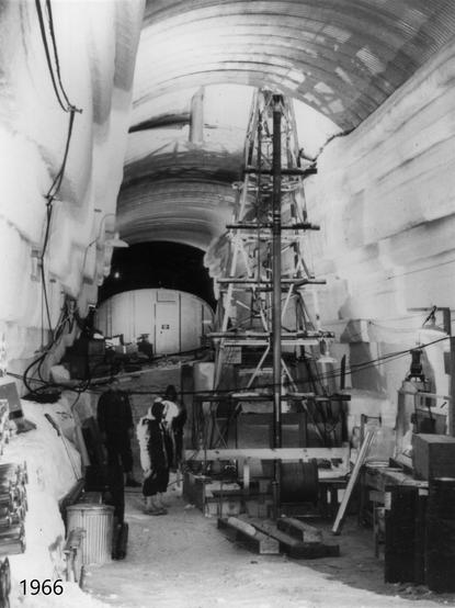 photo - 1966 - construction of ice trenches with facilities & equipment