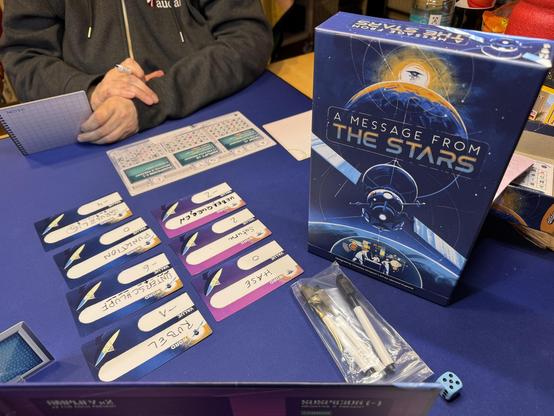 A Message from the Stars in Round 4. 7 Eirds with their value are on the table.