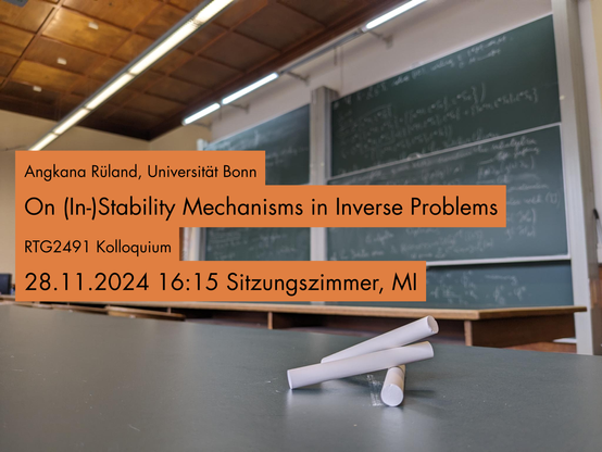 Im Hintergrund das Sitzungszimmer des Mathematischen Instituts mit Tafeln, Tischen und Kreide. Als Overlay die Terminankündigung aus diesem Toot