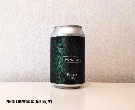 This 330 ml can is predominantly dark green, with pine branch patterns in light green and brown.