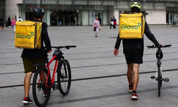 Repartidores de Glovo. (Jakub Porzycki/NurPhoto)