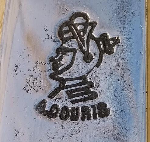 Le poinçon d'origine 'A douris'
