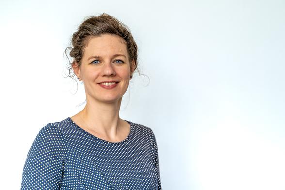 Porträtfoto von Prof. Dr. Birgit Stiller (Bildquelle: Sonja Smalian, LUH)