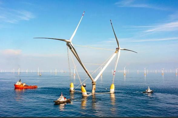 OceanX, il "giano eolico" bifronte entra a pieno regime