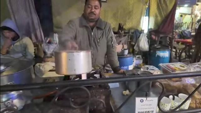 【ライブ配信】屋台多いニューデリー駅周辺で1番好きなチャイ屋へ！ #インド