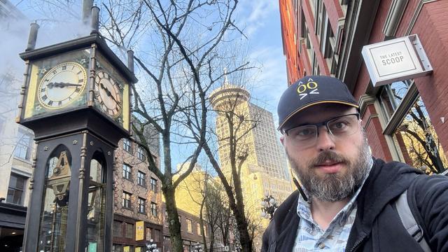 Selfie in front of the Gastown steam clock.