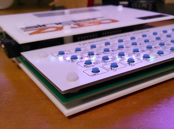 Very low-down angled view of the Minstrel 2. I've reduced the height of the spacers of the lower panel by half, so it matches the gap of the keyboard layer.