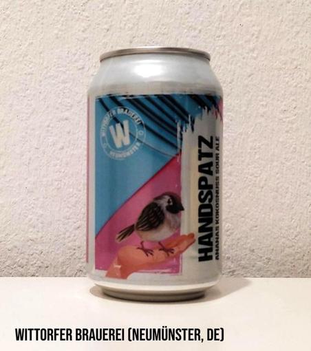 "Spatz" is "sparrow"  in English, so the label shows a sparrow sitting on the palm of a hand
