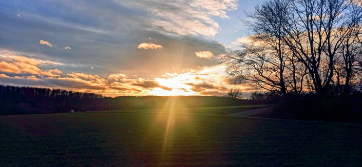 Wintersonnenwende mit früh schwindendem Licht