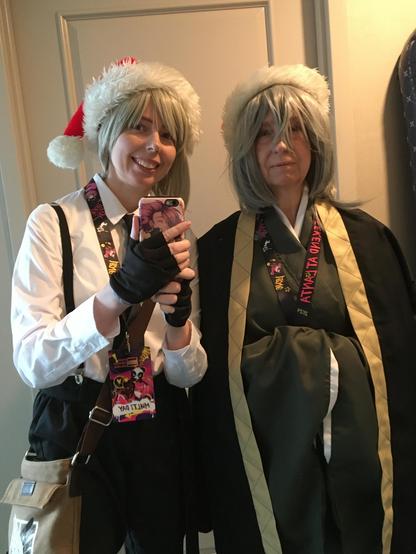 Atsushi and Fukuzawa cosplayer selfie
