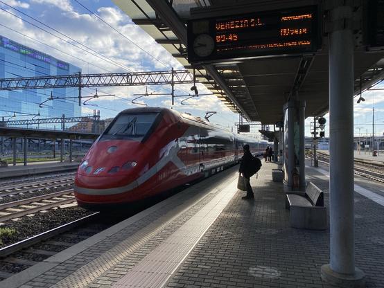 Frecciarossa to Venice at Roma Tiburtina