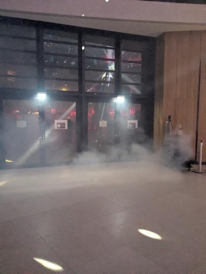 Mobiler Hazer im CCH-Foyer.