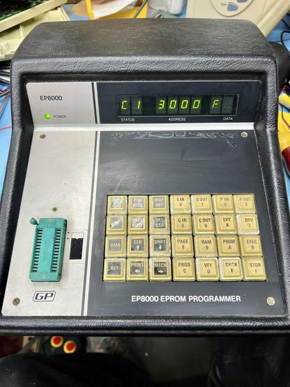 Photo of a cleaned up EP8000 again showing the default boot display. I need to make up a DIN cable for composite. Fortunately the manual is online and it gives the video pinout - basically every pin is video apart from pin 2 :)
