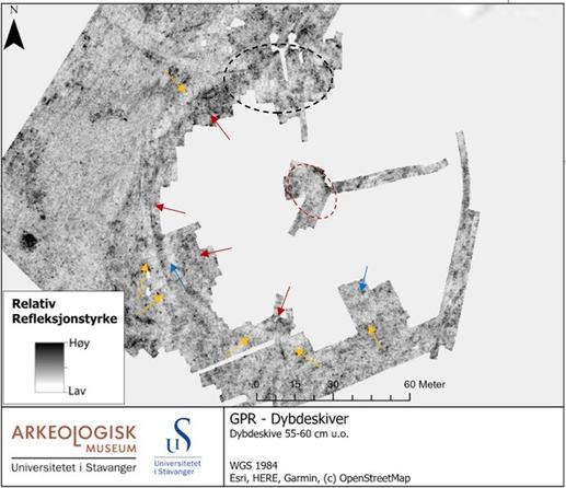 map - Georadar images from Karnilshaugen shows, among other things, hints of a moat - in blue markings