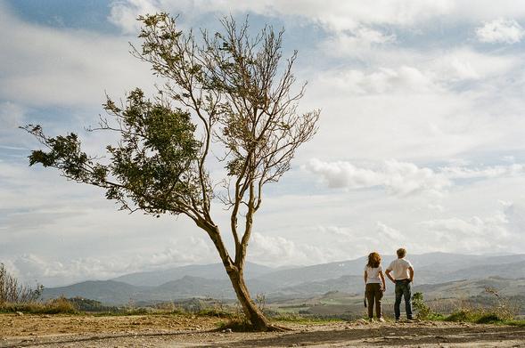 Tuscany, 2024

Nikon F3
Nikon Nikkor 35mm f/2 AI-s
Kodak Gold 200
Noritsu