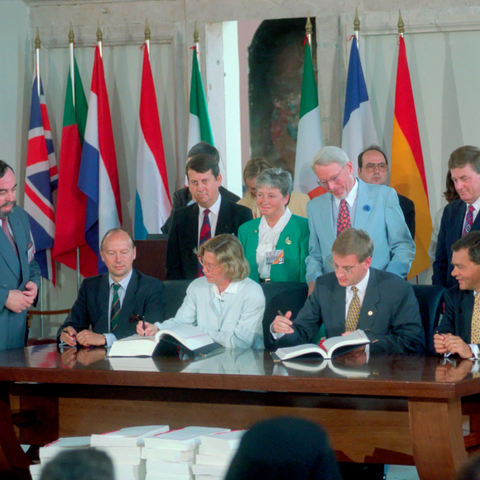 A photo taken during the signing of the Accession Treaty of Sweden to the European Union:Franck Belfrage, Swedish Secretary of State for European Affairs and External Trade; Margaretha af Ugglas, Swedish Minister for Foreign Affairs; Carl Bildt, Swedish Prime Minister; Ulf Dinkelspiel, Swedish Minister for European Affairs and External Trade (seated, from left to right)