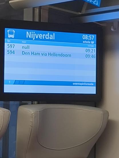 Screen showing the bus departures from Nijverdal. Possible due to a software issue, it includes a bus to NULL.