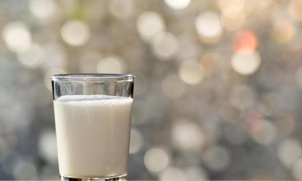 Imagen de archivo de un vaso de leche. (Getty Images)