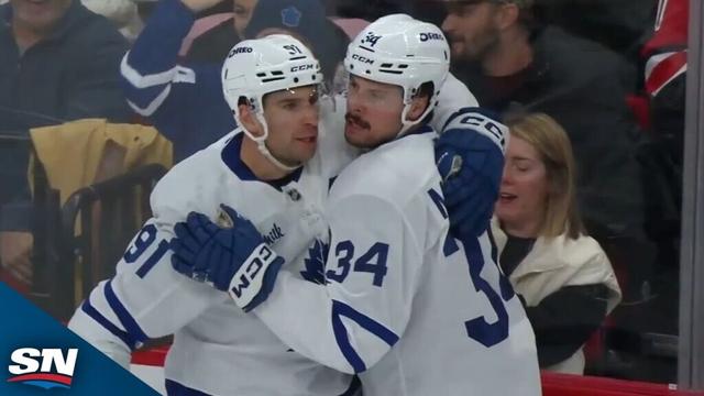 Maple Leafs' Auston Matthews Buries Game-Tying Goal While Falling