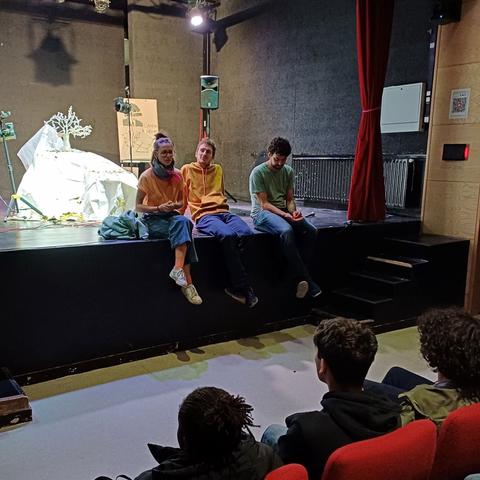 Le projet « Résistances » avec le collectif d’artistes de La Cahute au lycée Louis-Bascan, à Rambouillet (78).