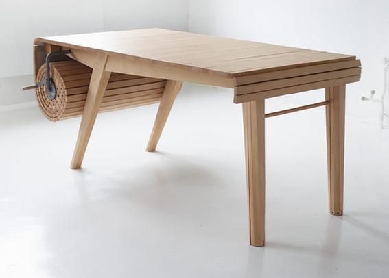 Une table avec enrouleur pour s'adapter au nombre de convives 1