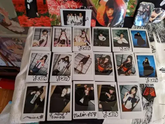 18 Hima and Necronomidol cheki