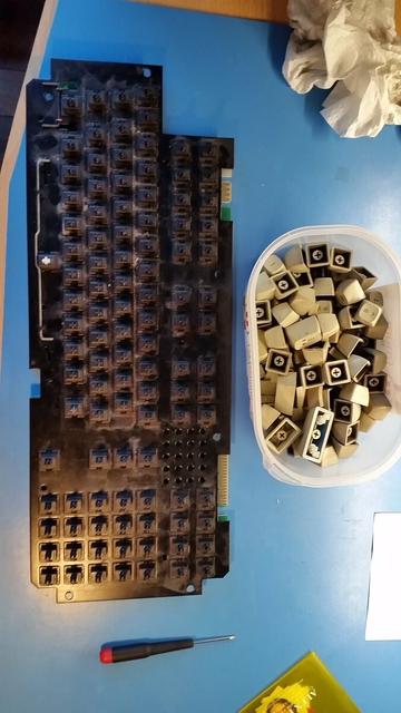 Assembling again the "Nimitz" keyboard.