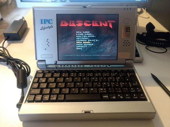 PALMAX PD-1000 Plus Palmtop PC running Descent