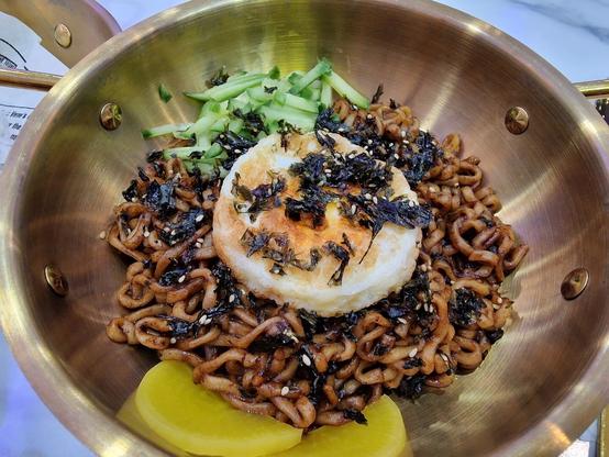 Plato de ramen Chajang