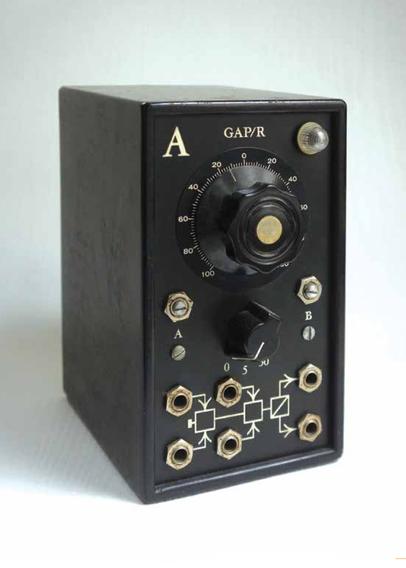 A black box labeled 'GAP/R' with four inputs, a graduated dial, and two outputs.