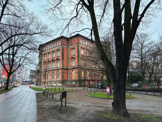 Altbau der Stabi Hamburg