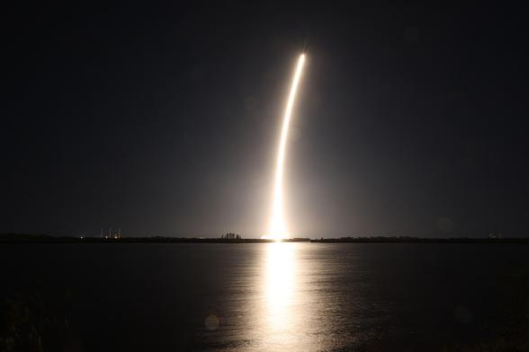 NASA's_CLPS_Firefly_Blue_Ghost_Mission_1_Launch_(KSC-20250115-PH-FMX01_0004).jpg