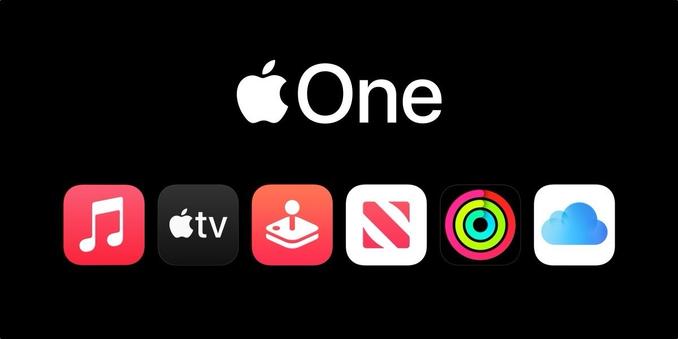 Banner von Apple mit dem Apple-Logo und „One“ in weißer Schrift, darunter die sechs App-Icons von Apple Music, Apple TV+, Apple Arcade, Apple News, Apple Fitness+ und iCloud, vor schwarzem Hintergrund. Foto (c) Apple.