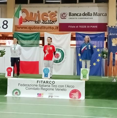 Podio con Arcieri del Pasubio sul terzo posto